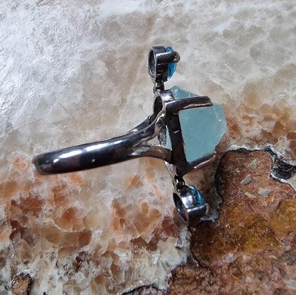 Vintage Blue Topaz & Raw Aquamarine Sterling Silver Ring - Picture 4 of 6